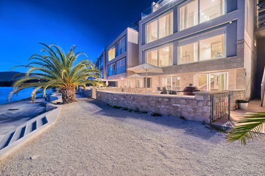 Luxury home in Trogir, Grad Trogir