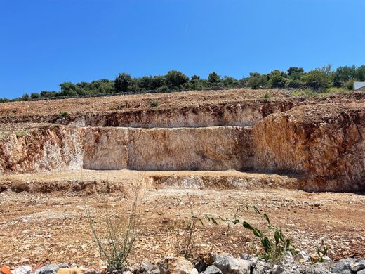 Terreno en Čiovo, Grad Trogir