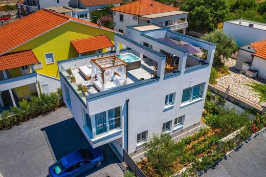 Čiovo, Grad Trogirの高級住宅