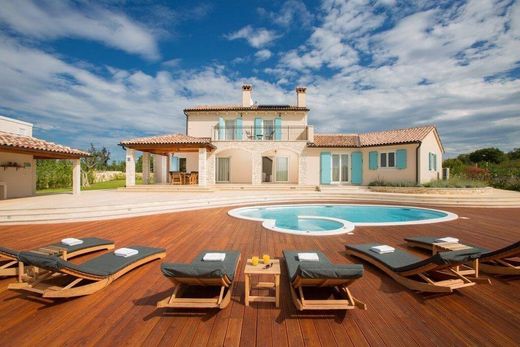 Luxe woning in Bale, Bale-Valle