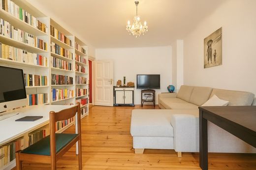 Apartment / Etagenwohnung in Wedding, Berlin