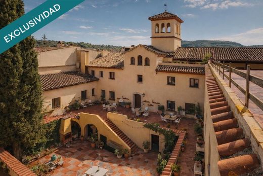 Residential complexes in Darnius, Province of Girona