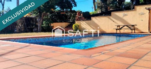 Villa in Sant Cebrià de Vallalta, Province of Barcelona