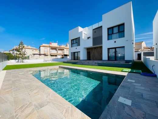Вилла, Торревьеха, Provincia de Alicante
