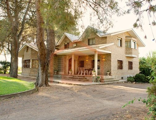 Luxury home in Salamanca, Castille and León