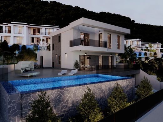 Villa in Finestrat, Alicante