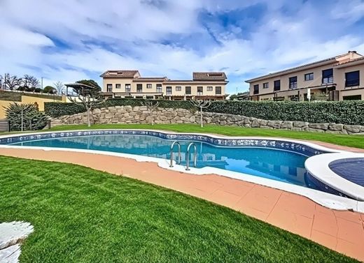 Villa a Sant Esteve Sesrovires, Província de Barcelona