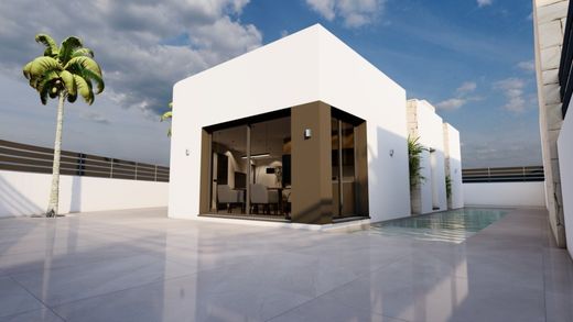 Villa in Benijofar, Alicante