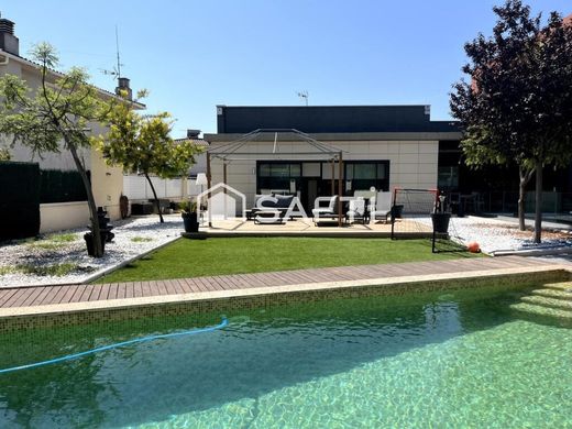 Villa en Cubelles, Provincia de Barcelona