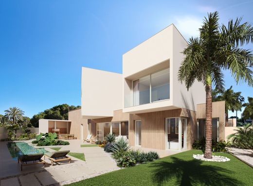 Villa en Dehesa de Campoamor, Provincia de Alicante