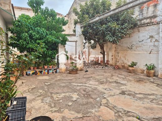 Villa in Valencia