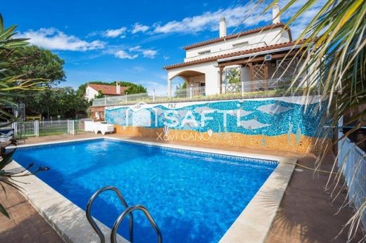 Villa in Maçanet de la Selva, Province of Girona