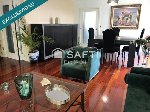 Casa di lusso a Santiago di Compostela, Provincia da Coruña