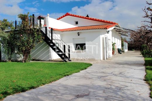 Villa in Fuente el Saz de Jarama, Province of Madrid