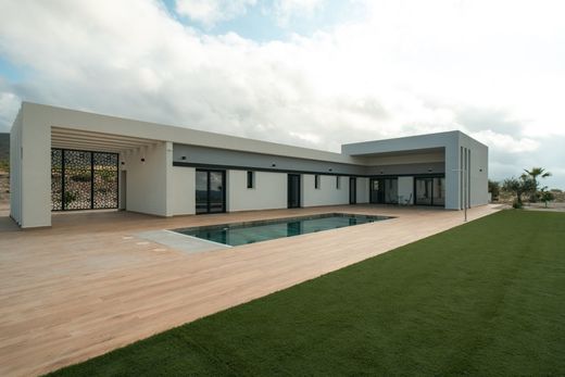 Вилла, Pinoso, Provincia de Alicante