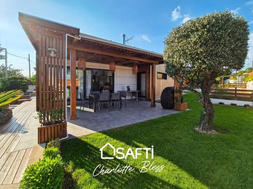 Villa en Cubelles, Provincia de Barcelona