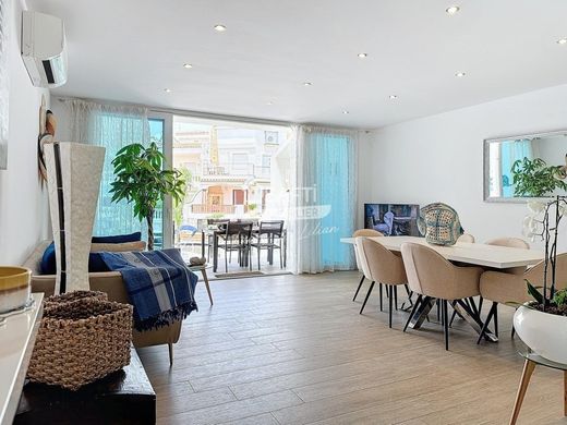 Villa in Empuriabrava, Province of Girona