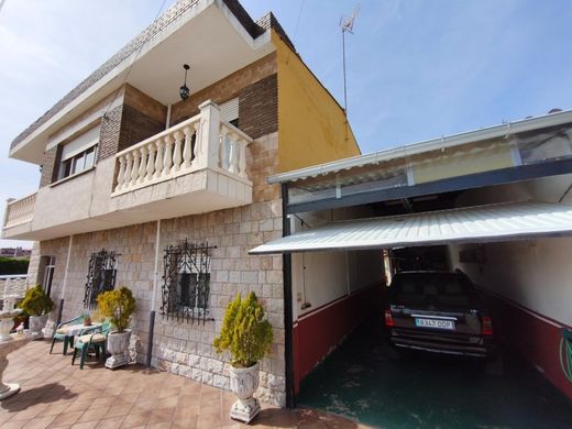 Villa in San Andrés del Rabanedo, Leon