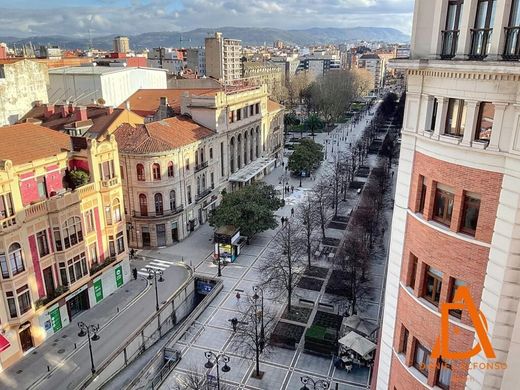 Apartment / Etagenwohnung in Gijón, Provinz Asturien