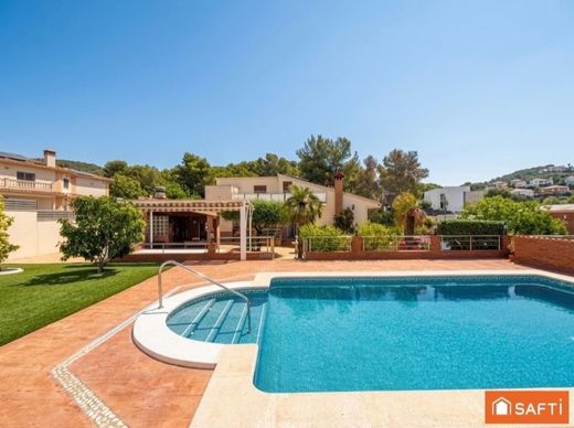 Villa in Sant Pere de Ribes, Province of Barcelona