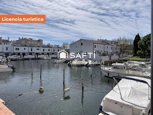 Вилла, Эмпуриабрава, Província de Girona