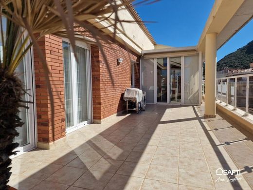 Penthouse in Roses, Province of Girona