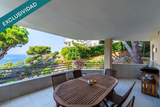 Apartment / Etagenwohnung in Roses, Provinz Girona