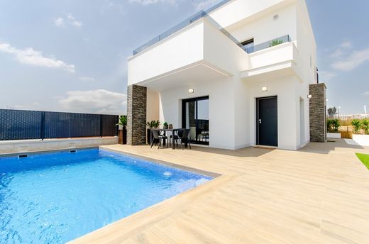 Villa in Playas de Orihuela, Alicante