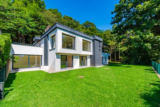 Villa in Breganzona, Lugano
