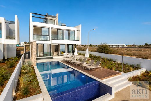 Villa en Ayia Thekla, Sotíra