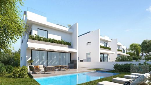 ‏בתי יוקרה ב  Voróklini, Eparchía Lárnakas