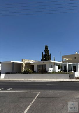 豪宅  Dromolaxia-Meneou Municipality, Dromolaxia-Meneou