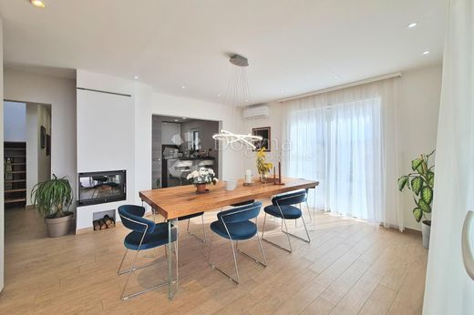 Luxury home for sale in Kostrena