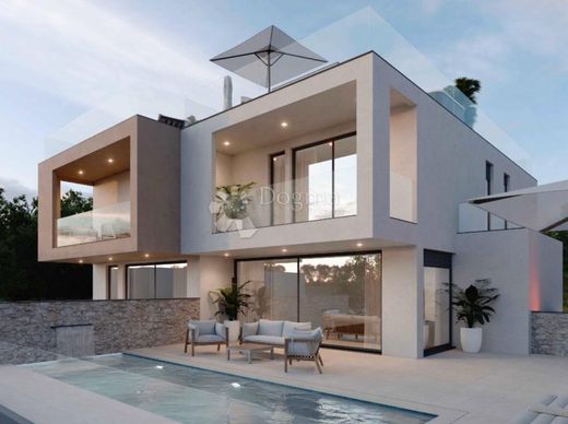 Casa de lujo en Vodice, Sibenik-Knin