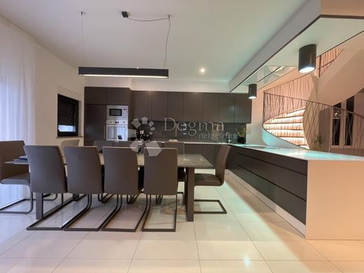 Casa de lujo en Novigrad, Novigrad-Cittanova