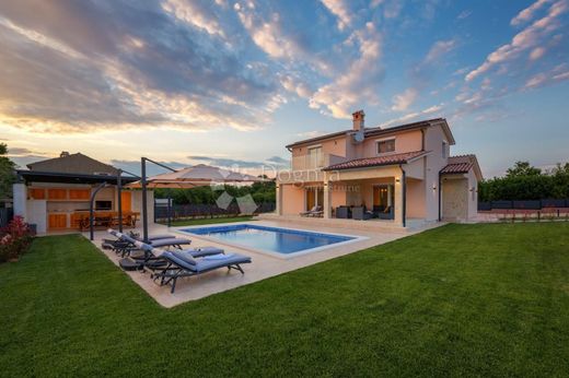 Luxury home in Labin, Grad Labin