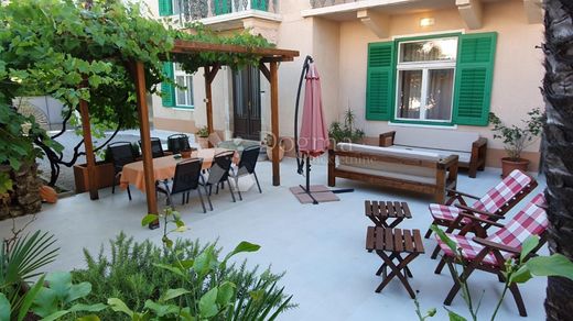 Appartamento a Abbazia, Grad Opatija