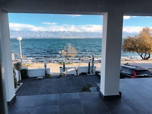 Casa di lusso a Vir, Zadar
