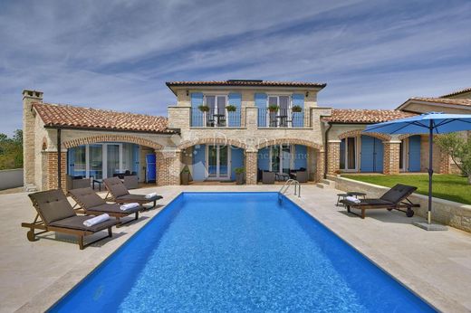 Lüks ev Medulin, Istria