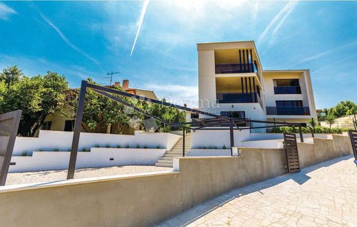 Casa de luxo - Pula, Grad Pula