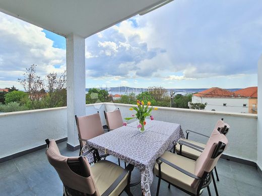 Casa de lujo en Starigrad, Zadar