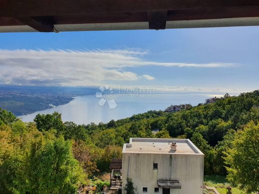 Casa de lujo en Matulji, Primorje - Gorski Kotar