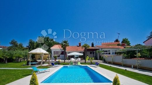 Casa de luxo - Pula, Grad Pula