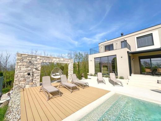 Luxe woning in Karojba, Istria