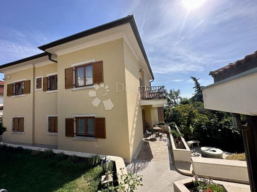 Lüks ev Opatija, Grad Opatija