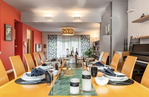 Luxus-Haus in Maksimir, Grad Zagreb