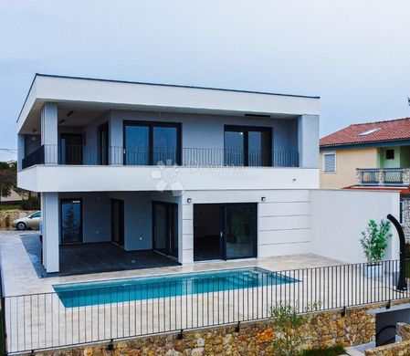 Maison de luxe à Krk, Grad Krk