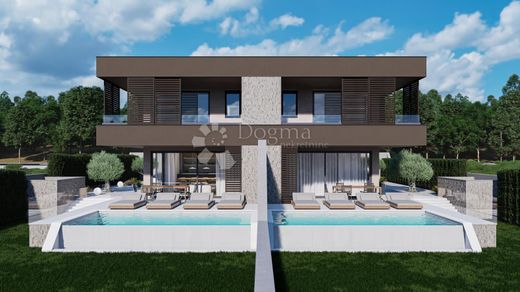 Luxus-Haus in Svetvinčenat, Istria