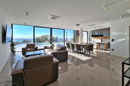 Casa de lujo en Crikvenica, Grad Crikvenica