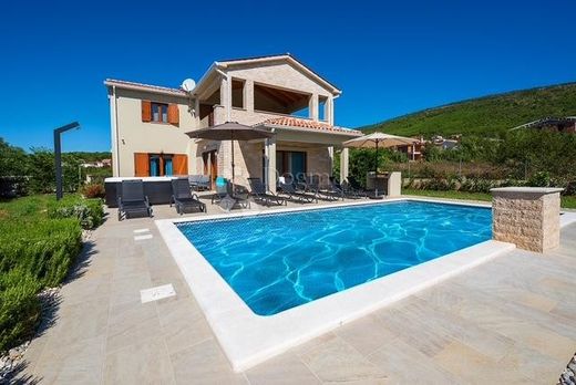 Casa di lusso a Albona, Grad Labin